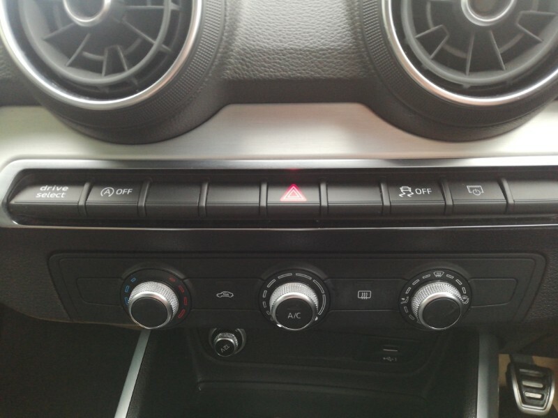 Audi Q2 30 Tfsi Sport S Tronic Black #18