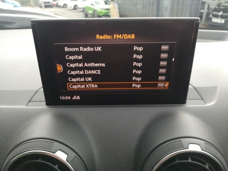 Audi Q2 30 Tfsi Sport S Tronic Black #14
