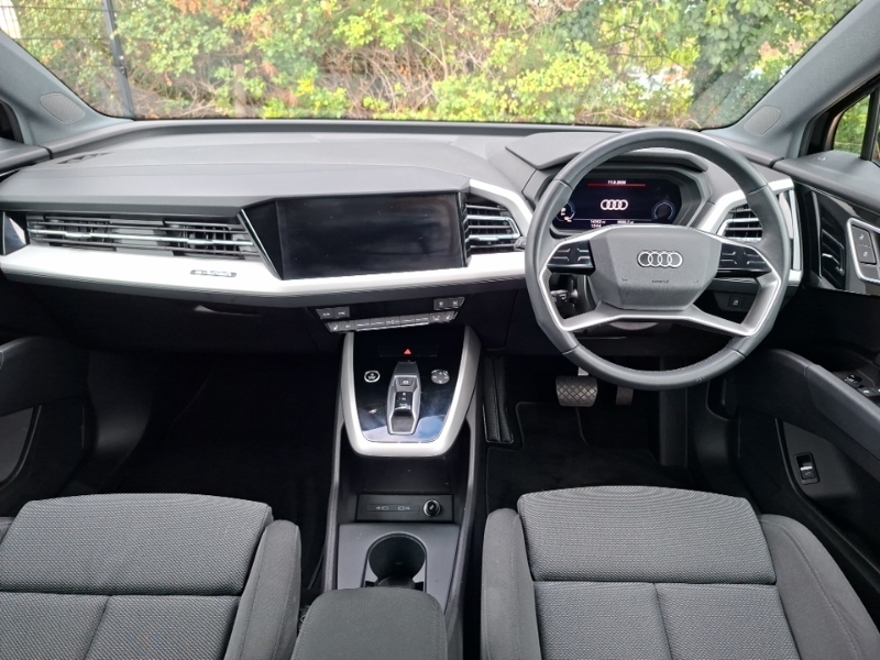 Audi Q4 E Tron 125Kw 35 55Kwh Sport Black #3