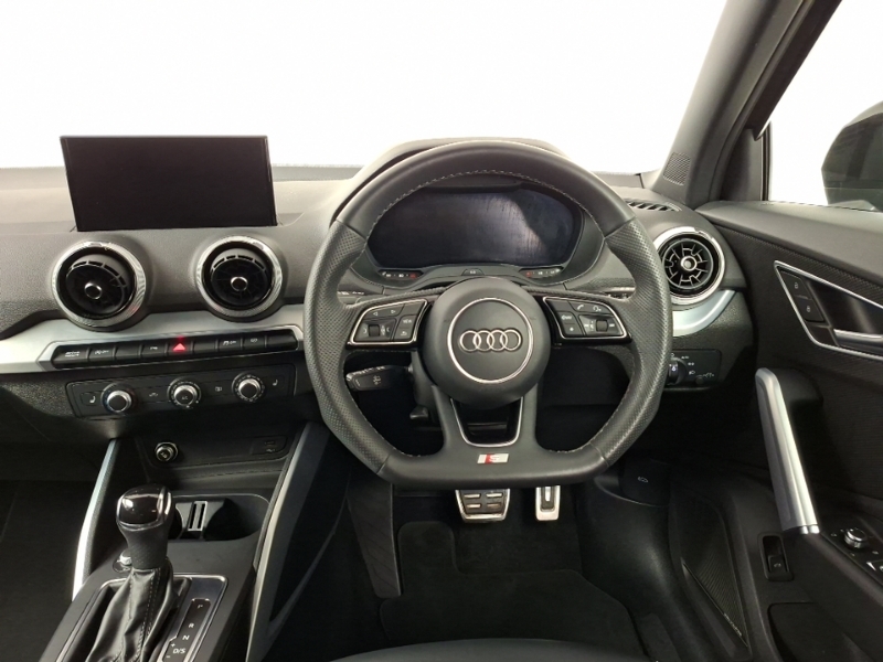 Audi Q2 Audi Estate 30 Tfsi Black Edition Black #8
