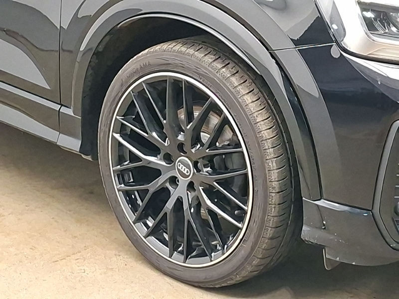 Audi Q2 Audi Estate 30 Tfsi Black Edition Black #20