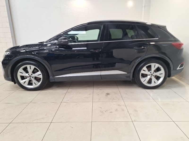 Audi Q4 E Tron 150Kw 40 82Kwh S Line Cs Black #4