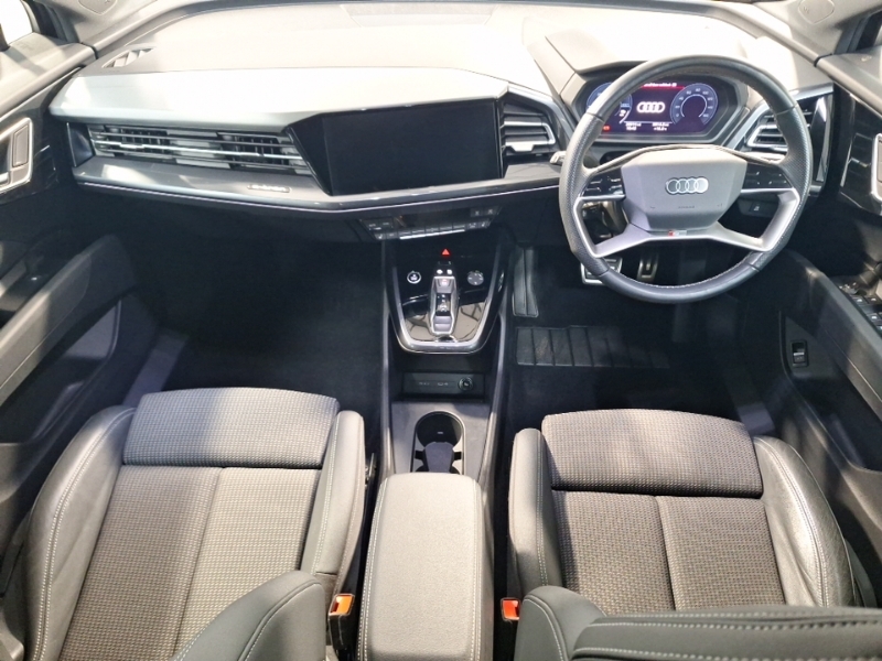 Audi Q4 E Tron 150Kw 40 82Kwh S Line Cs Black #3