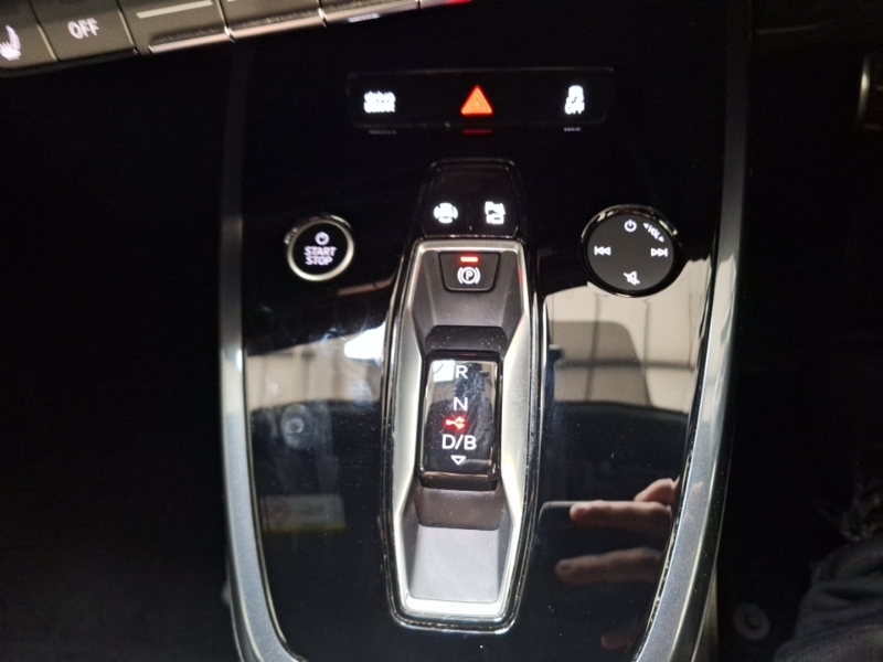 Audi Q4 E Tron 150Kw 40 82Kwh Sport 2023 Grey #15