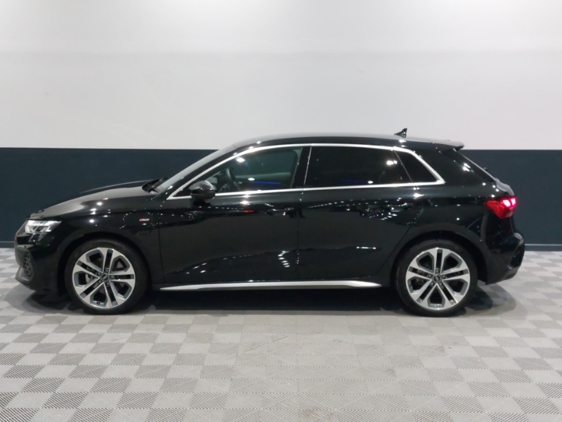 Audi A3 Black Edition 35 Tfsi 150 Ps S Tronic Blue #4