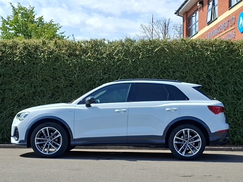 Audi Q3 35 Tfsi Black Edition S Tronic White #4