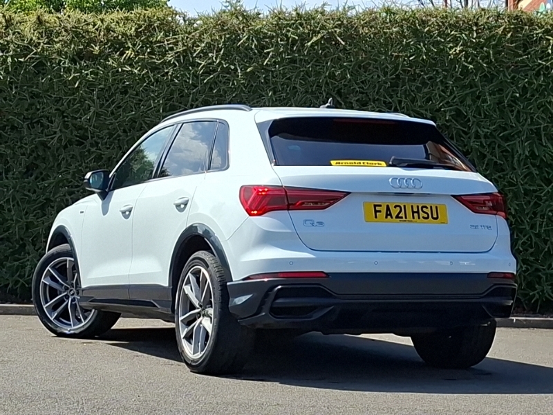 Audi Q3 35 Tfsi Black Edition S Tronic White #2