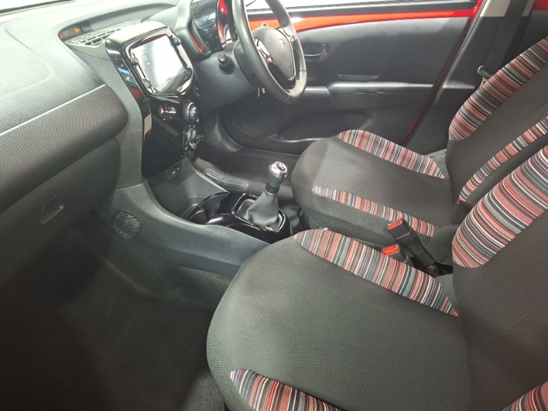 Citroen C1 1.0 Vti 72 Shine Red #5