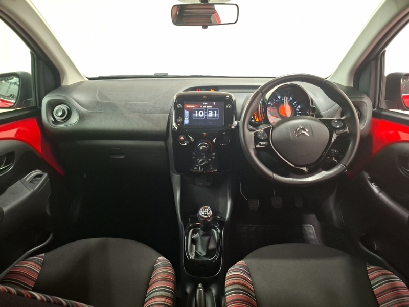 Citroen C1 1.0 Vti 72 Shine Red #3