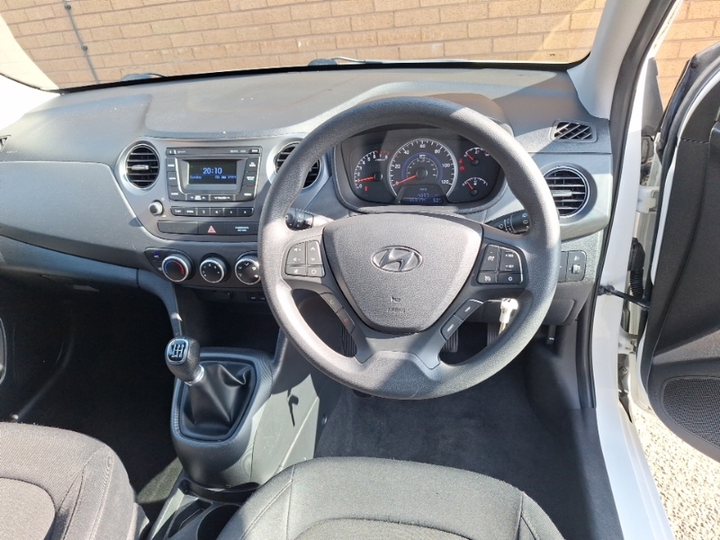 Hyundai I10 1.2 Se 87 Blue #8
