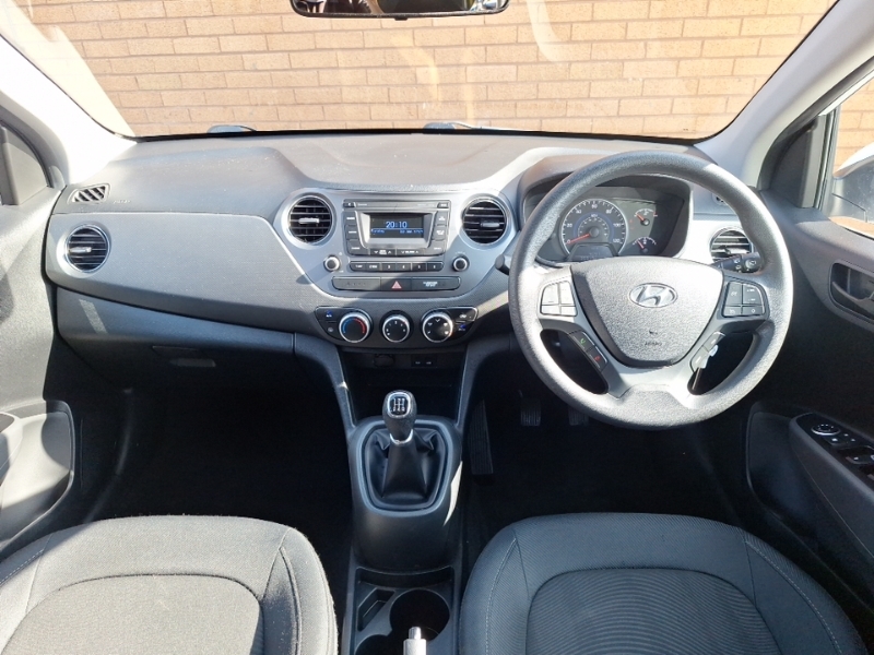 Hyundai I10 1.0 Se White #3