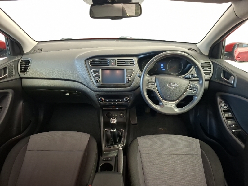 Hyundai I20 1.2 Mpi Premium Nav Red #3