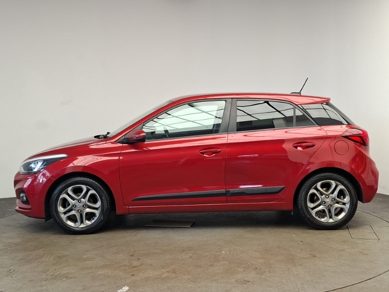 Hyundai I20 1.2 Mpi Premium Nav Red #4