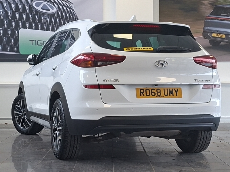Hyundai Tucson 1.6 Gdi Premium 2Wd White #2