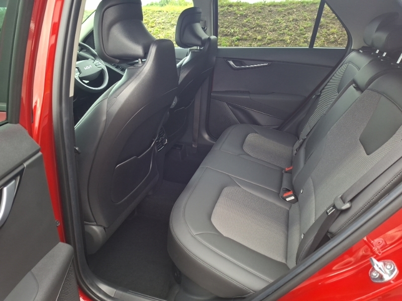 Kia Niro 1.6 Gdi 127 Hybrid 3 Dct Red #6