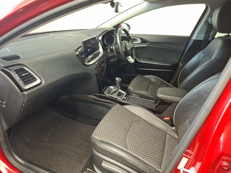 Kia Xceed 1.5T Gdi Isg 3 Red #5