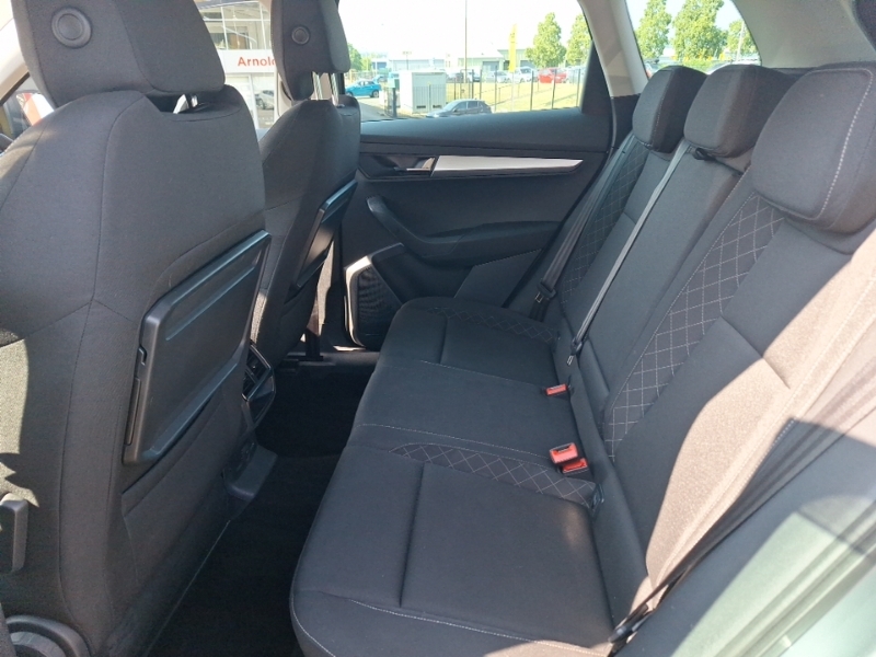 Skoda Karoq 1.6 Tdi Se Grey #6