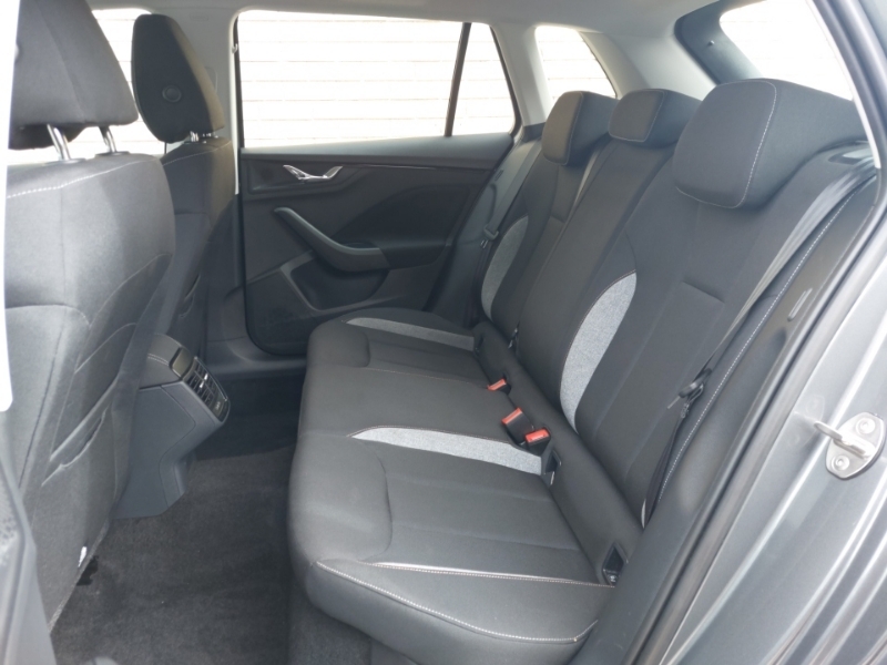 Skoda Kamiq 1.0 Tsi 95 Se Grey #6