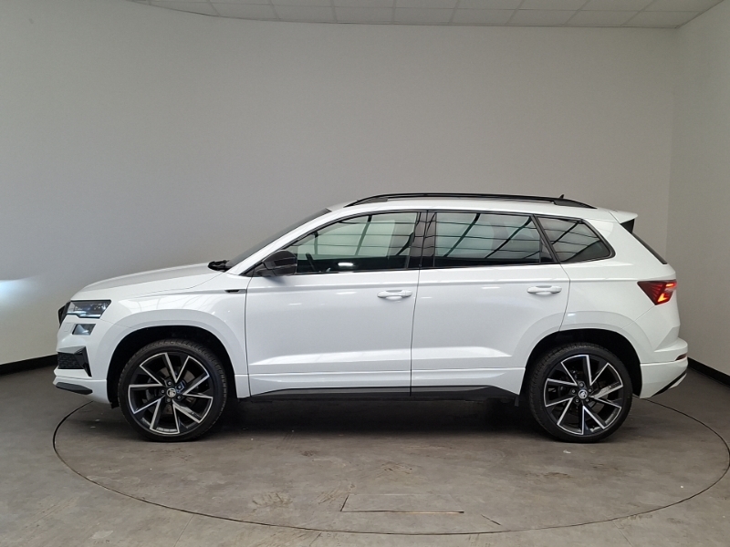 Skoda Karoq 1.5 Tsi Sportline White #4