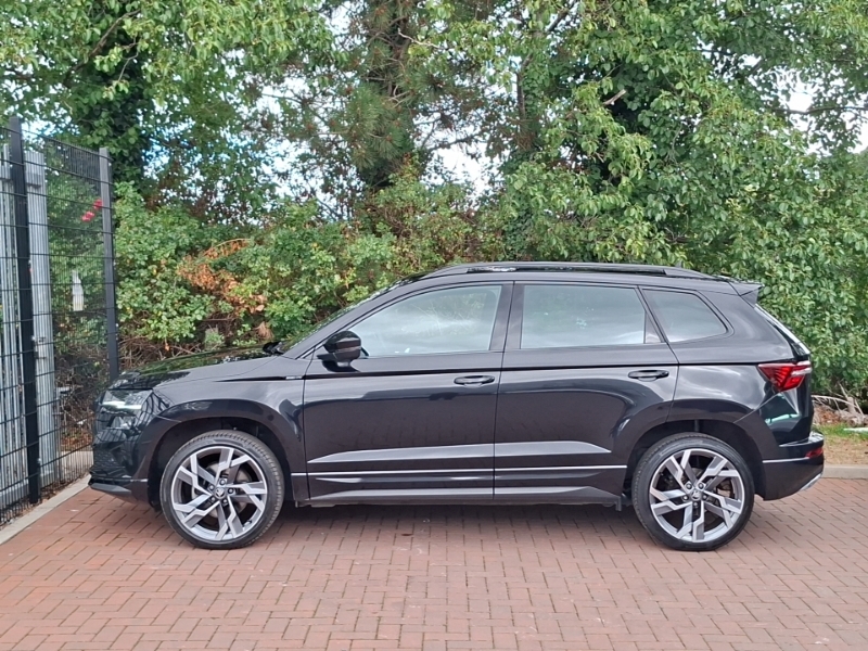 Skoda Karoq 1.5 Tsi Sportline Edition Black #4