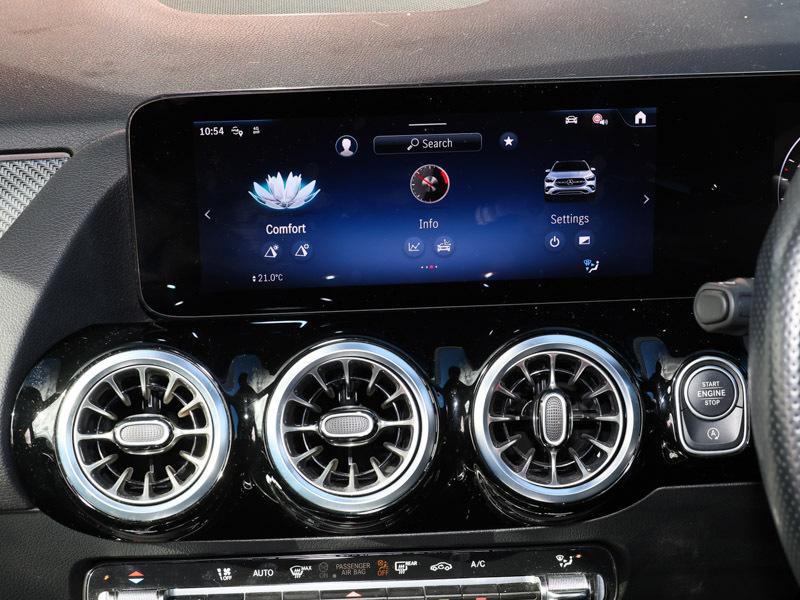 Mercedes-Benz GLA Class Gla 180 Sport Edition Black #19