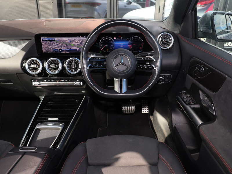 Mercedes-Benz GLA Class Gla 180 Sport Edition Black #7