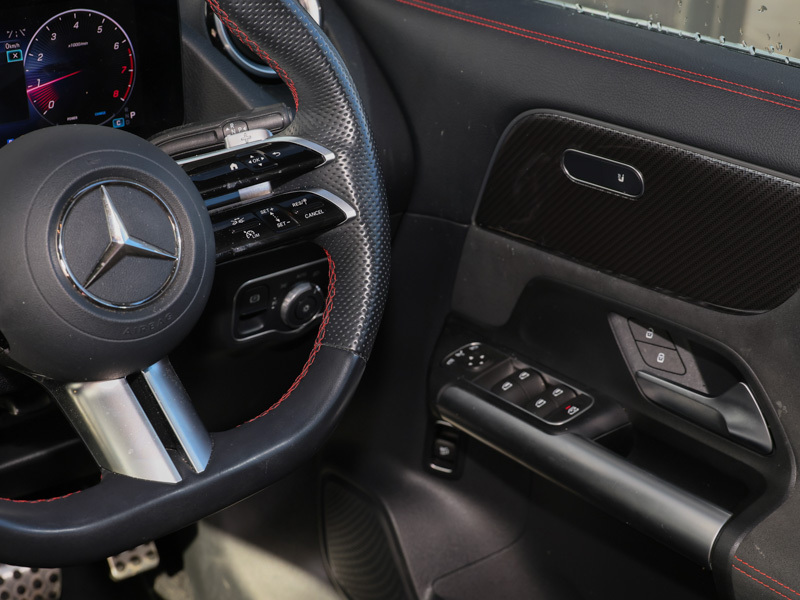 Mercedes-Benz GLA Class Gla 180 Sport Edition Black #12