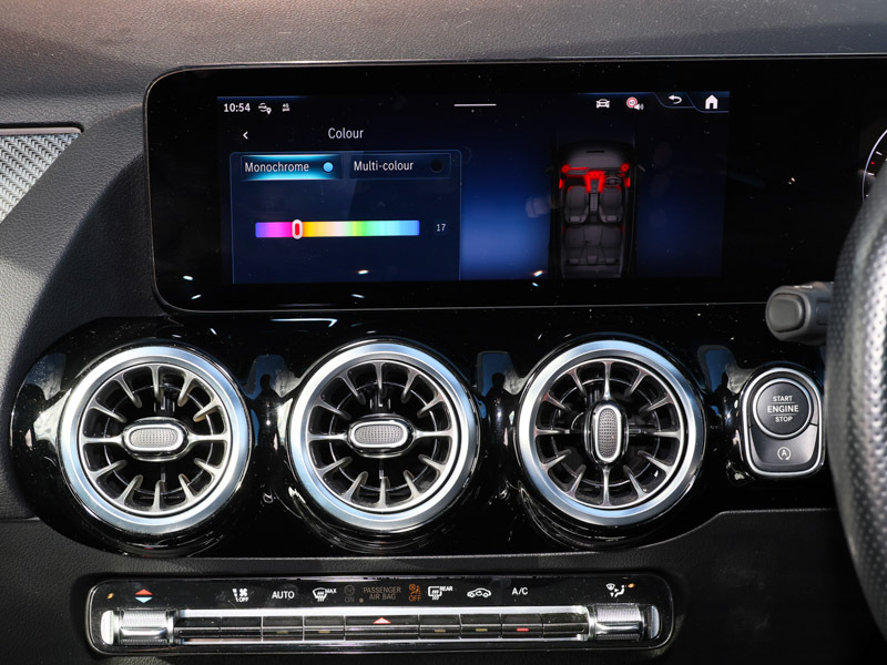 Mercedes-Benz GLA Class Gla 180 Sport Edition Black #20