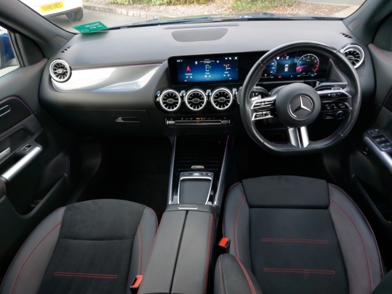 Mercedes-Benz GLA Class Gla 200 Amg Line Executive Blue #3