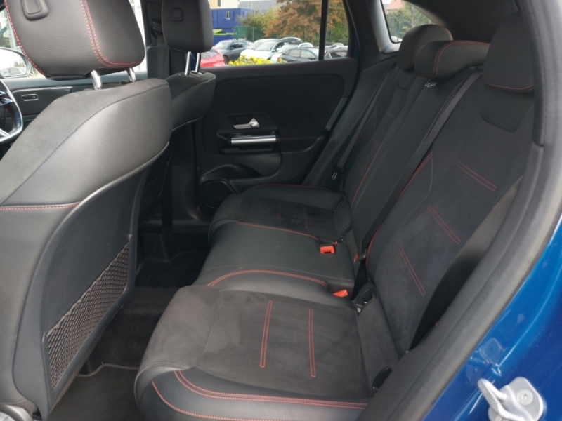 Mercedes-Benz GLA Class Gla 200 Amg Line Executive Blue #6