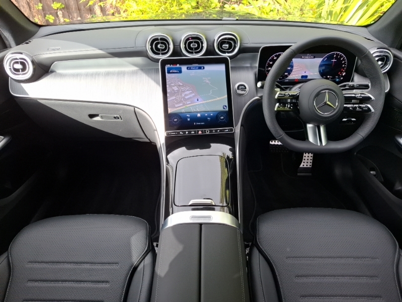 Mercedes-Benz GLC Class Glc 300De 4Matic Amg Line Premium 9G-tronic Black #3