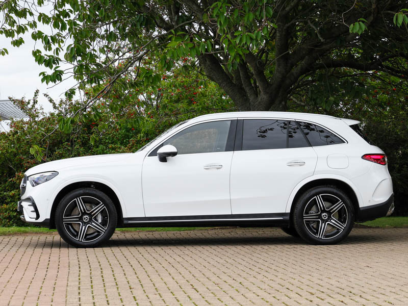 Mercedes-Benz GLC Class Glc 300De 4Matic Amg Line Premium 9G-tronic White #4