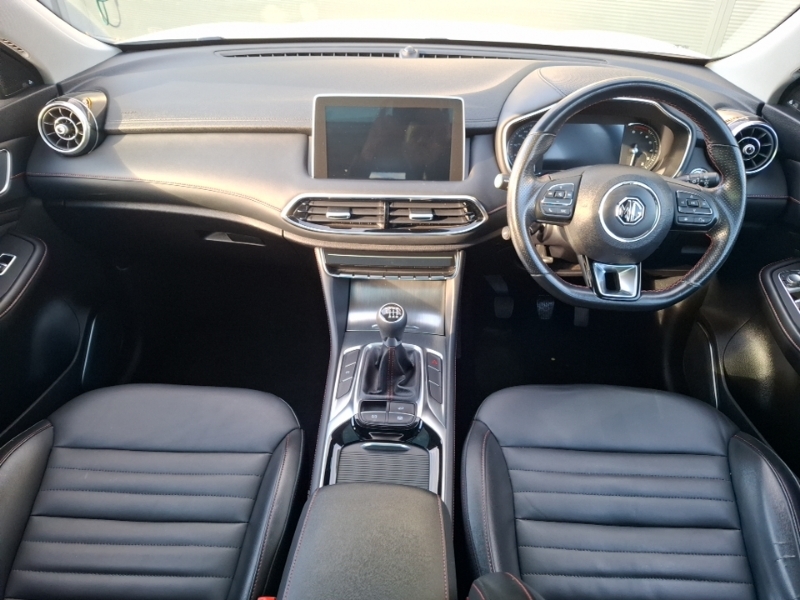MG HS 1.5 T Gdi Exclusive Suv Dct Black #3