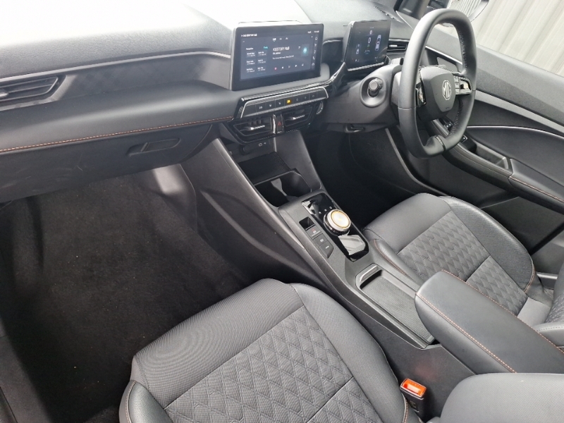 MG MG3 1.5 Hybrid Trophy Black #5