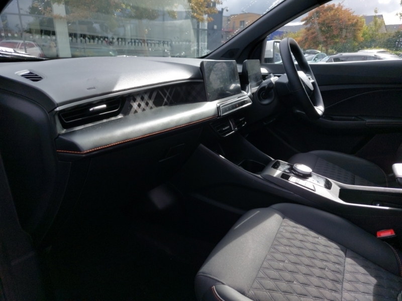 MG MG3 1.5 Hybrid Trophy White #5