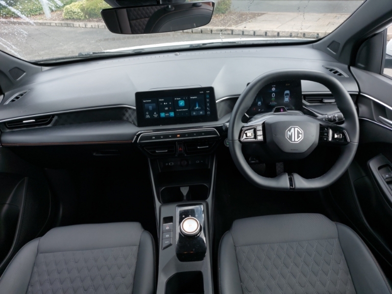 MG MG3 1.5 Hybrid Trophy White #3