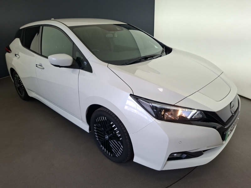 Nissan Leaf 39Kwh N Connecta Hatchback 150 Black #7