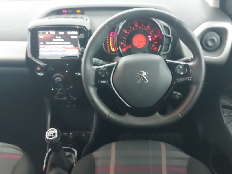 Peugeot 108 Puretech Allure Blue #8