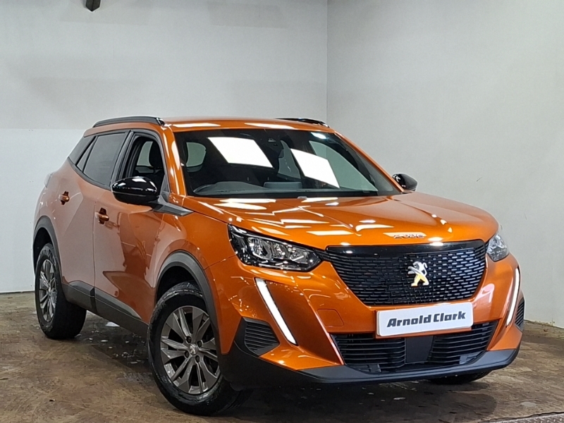 Peugeot 2008 1.2 Puretech Active Premium Orange