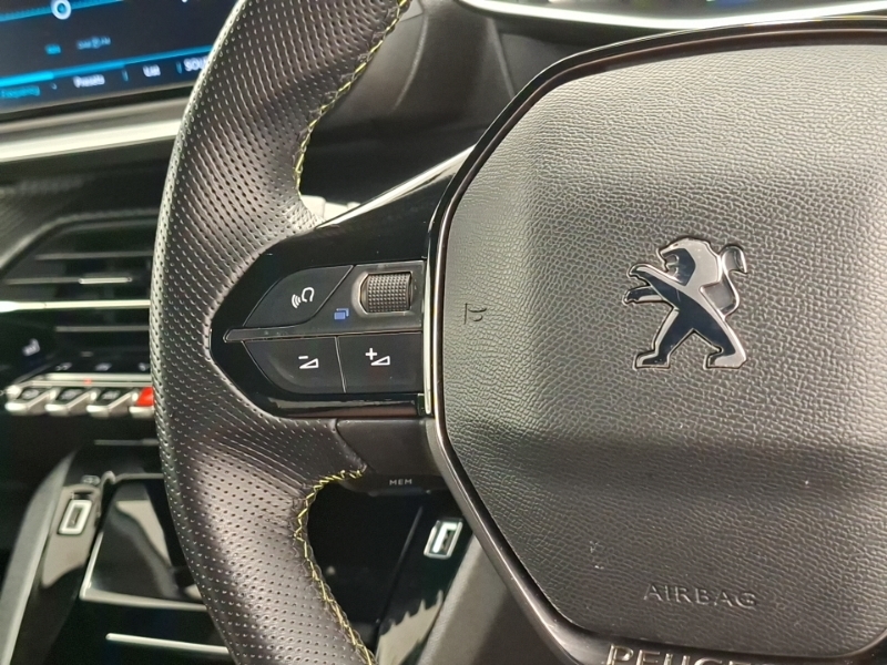 Peugeot e-208 50Kwh Gt Yellow #12