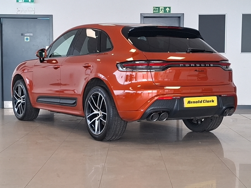 Porsche Macan 5dr Pdk Orange #2