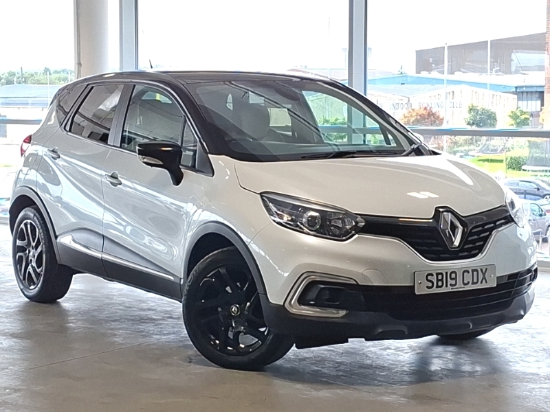 Renault Captur 1.3 Tce 130 Iconic White