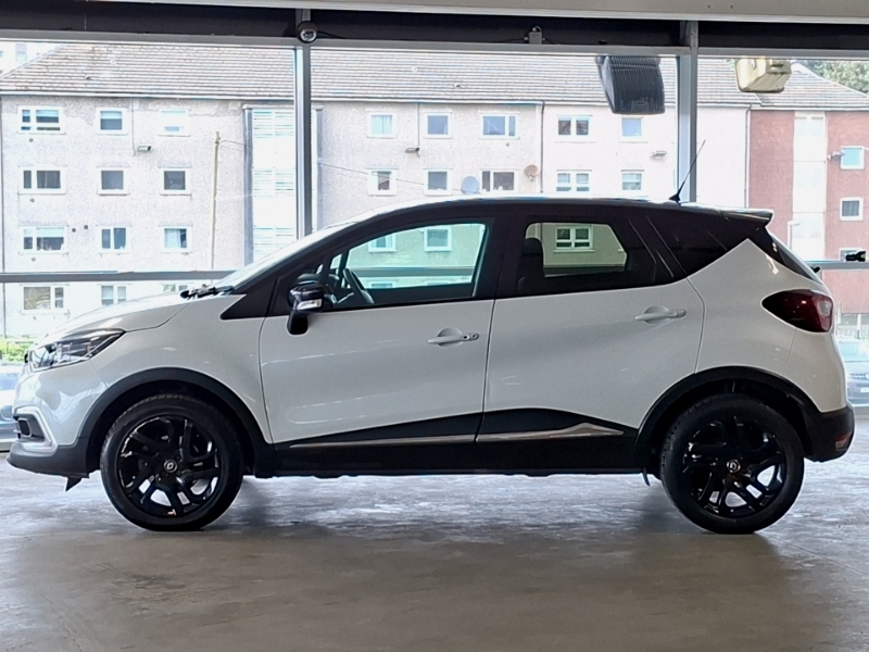 Renault Captur 1.3 Tce 130 Iconic White #4