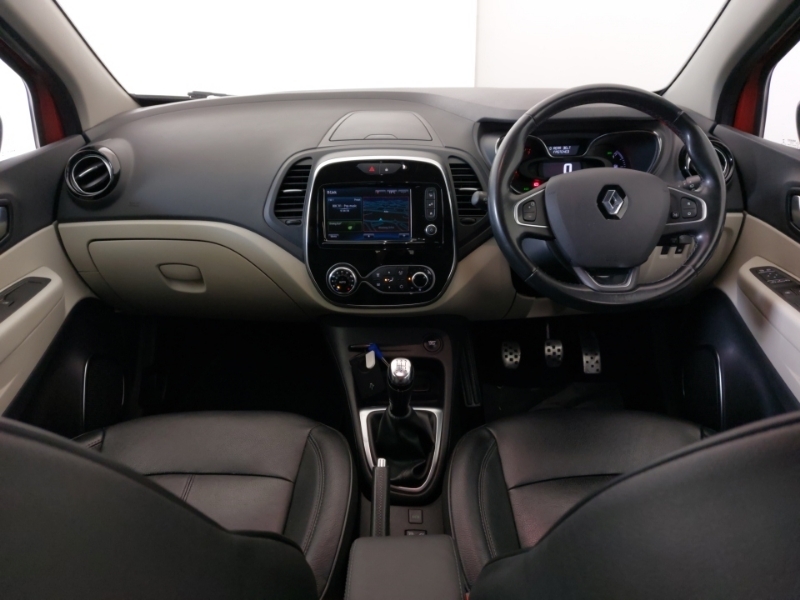 Renault Captur 0.9 Tce 90 Gt Line Red #3