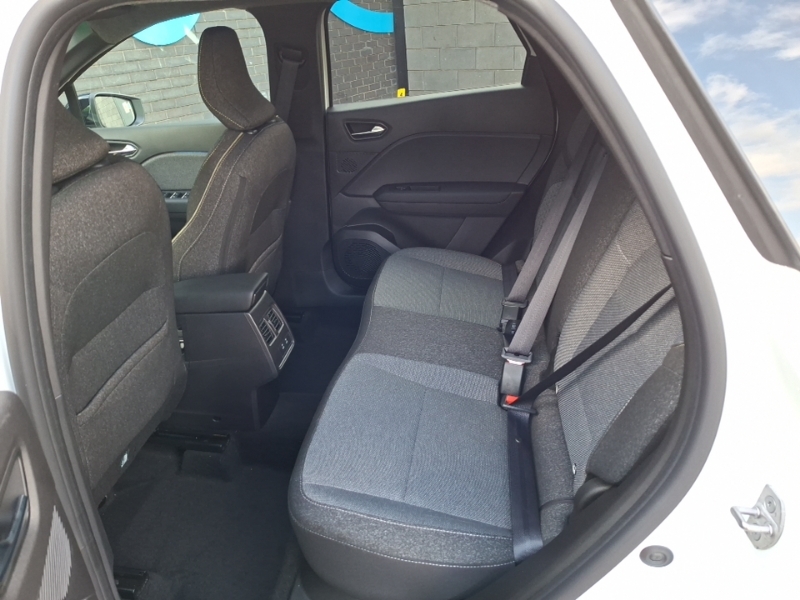 Renault Symbioz 1.3 Tce 140 Techno White #6