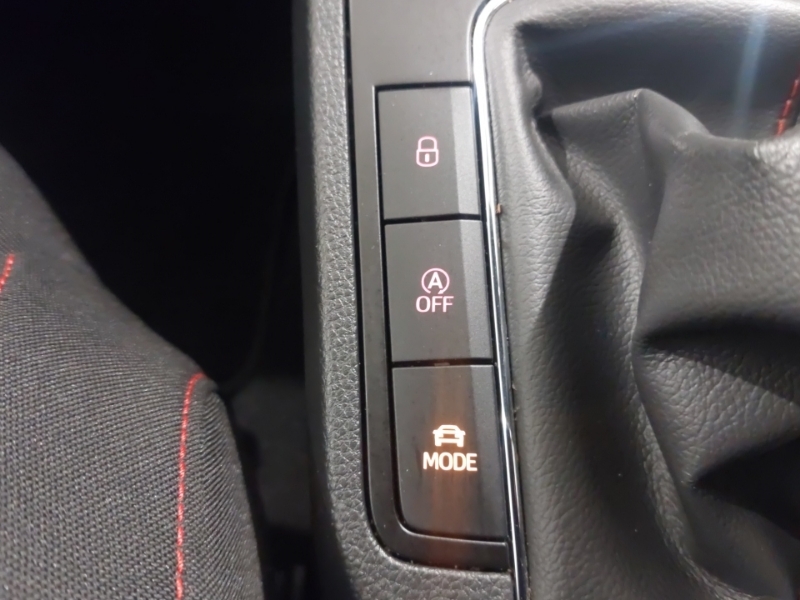 Seat Ibiza 1.0 Tsi Fr 94 Bhp White #16