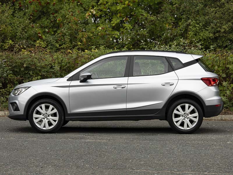 Seat Arona 1.6 Tdi Se Technology Silver #4