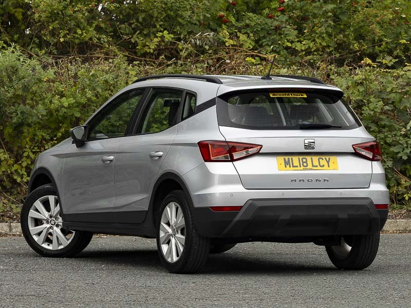 Seat Arona 1.6 Tdi Se Technology Silver #2