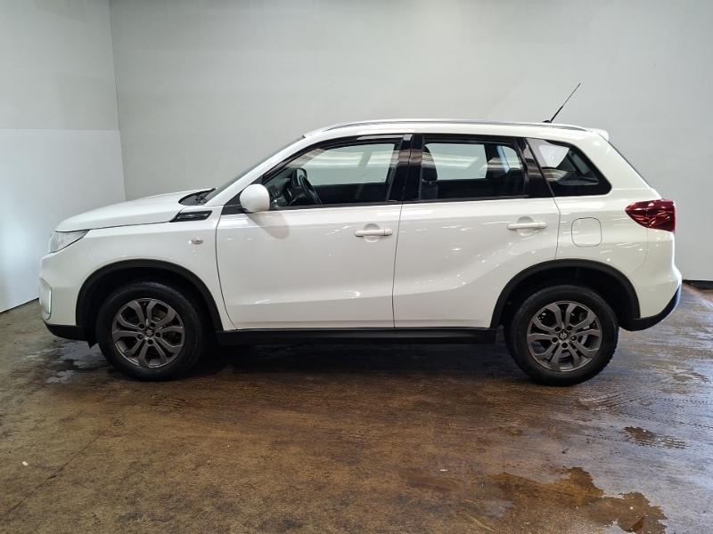 Suzuki Vitara 1.0 Boosterjet Sz4 White #4