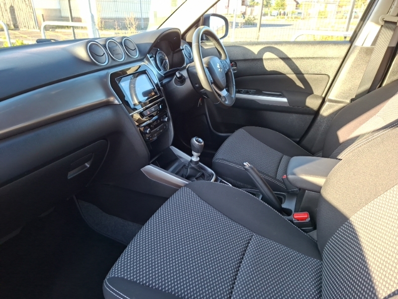 Suzuki Vitara 1.4 Boosterjet 48V Hybrid Sz-t Black #5